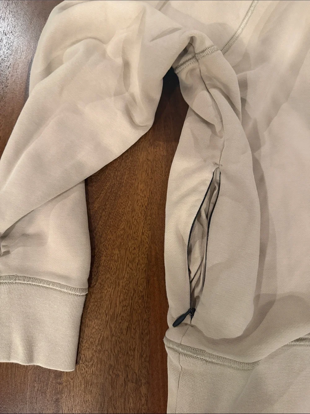 Banana Republic Men's Hooded Sweatshirt in Light Beige